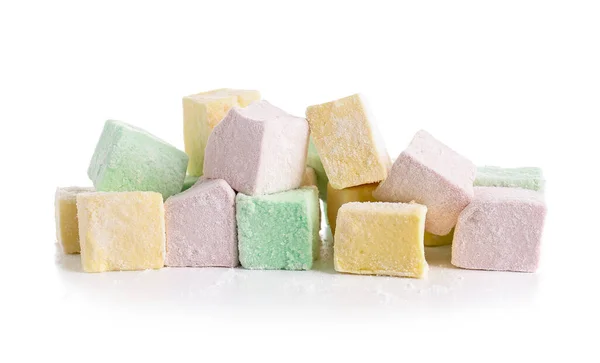 Saborosos Doces Marshmallows Fundo Branco — Fotografia de Stock