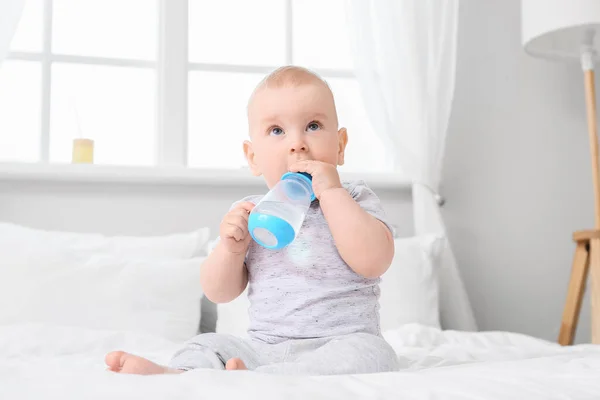 Cute Little Drinking Water Bottle Bedroom — Stock Photo, Image