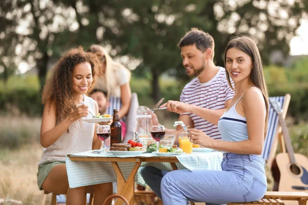 Les Jeunes Fête Barbecue Jour Été — Photo