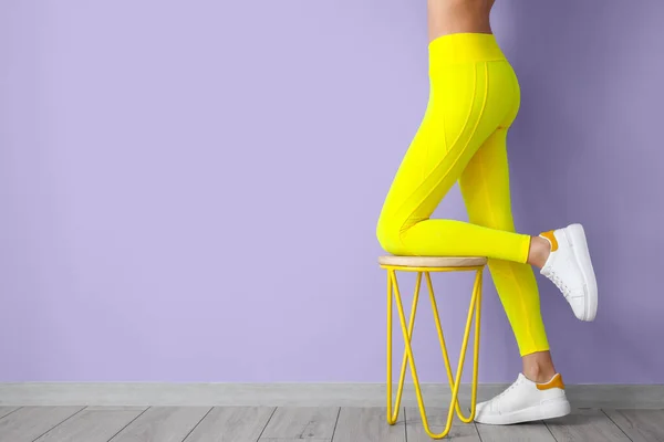 Sporty Young Woman Chair Color Wall — Stock Photo, Image