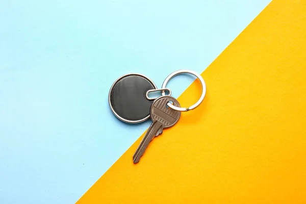 Key Stylish Keychain Color Background — Stock Photo, Image