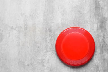 Grunge arka planında frizbi diski