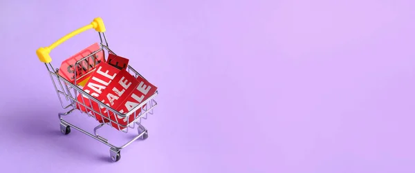 Small Shopping Cart Tags Word Sale Color Background Space Text — Stock Photo, Image