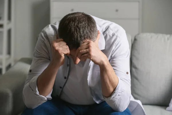 Depressed Mature Man Home — Stock Photo, Image