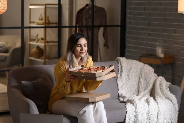 Beautiful Young Woman Eating Tasty Pizza Home Evening — Stock Photo, Image