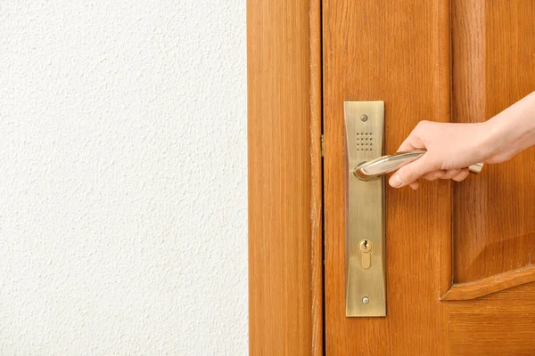 Woman Opening Door Room Closeup — Stock Photo, Image