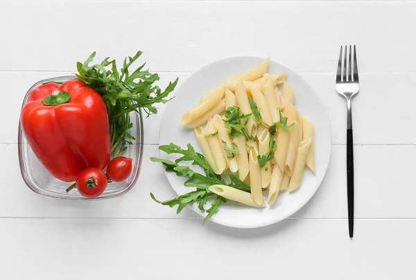 Plate Tasty Pasta Vegetables Light Wooden Background — Stock Photo, Image