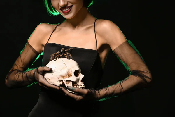 Young Witch Skull Dark Background — Stock Photo, Image