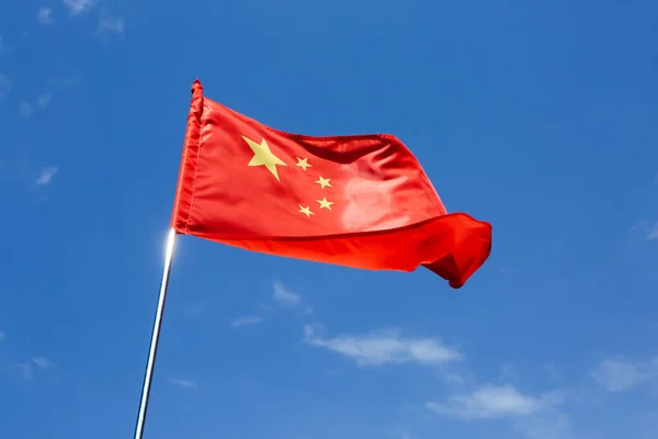 Bandera China Contra Cielo Azul — Foto de Stock