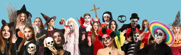 Разные Люди Костюмах Хэллоуина Цветном Фоне — стоковое фото