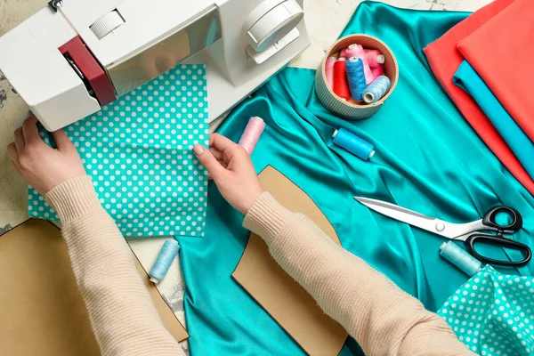 Woman Sewing Clothes Table — Stock Photo, Image