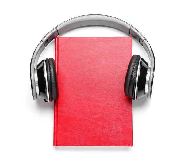 Headphones Modernos Com Livro Sobre Fundo Branco — Fotografia de Stock