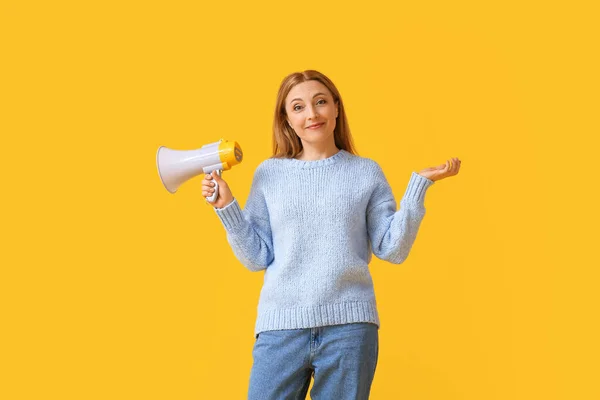 Mature Woman Megaphone Color Background — Stock Photo, Image