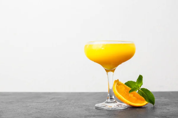 Glass Orange Margarita Cocktail Light Background — Stock Photo, Image