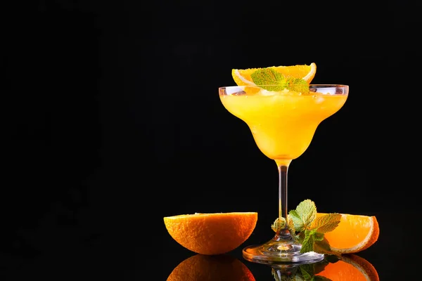 Glass Tasty Orange Margarita Cocktail Dark Background — Stock Photo, Image