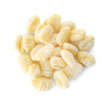 Beyaz arkaplanda ham gnocchi