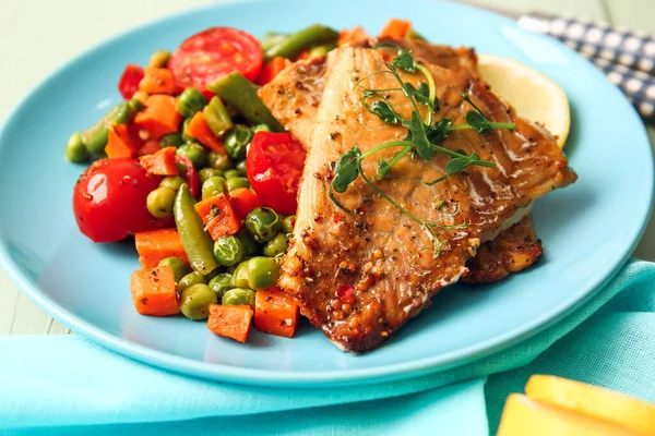 Plate Tasty Baked Cod Fillet Vegetables Table Closeup — Stock Photo, Image