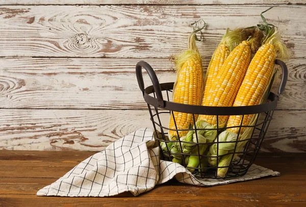 Basket Fresh Corn Cobs Wooden Table — Stock Photo, Image