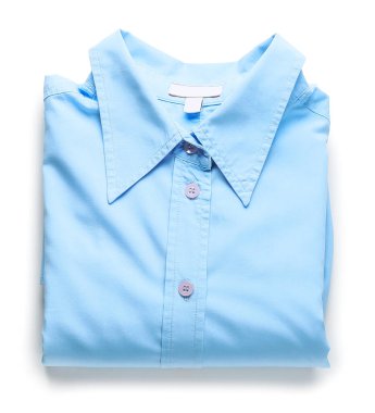 Beyaz arka planda şık kadın gömleği