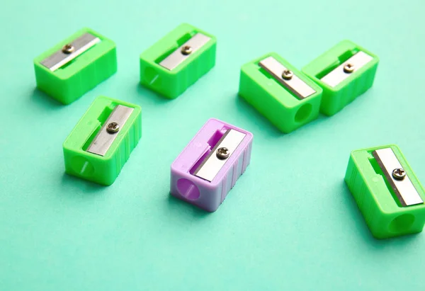 Lilac Sharpener Green Ones Color Background Concept Uniqueness — Stock Photo, Image