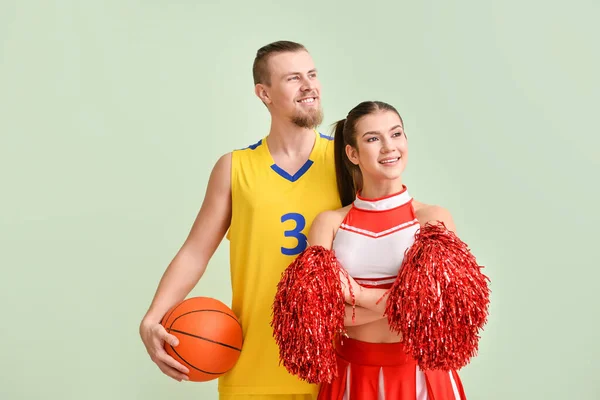 Cheerleader Koszykarz Tle Koloru — Zdjęcie stockowe