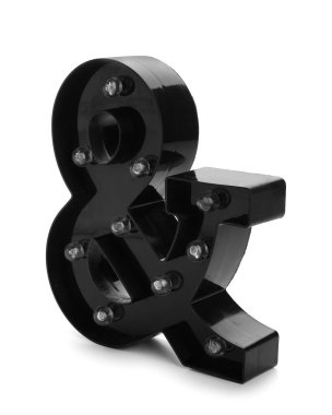 Beyaz arkaplanda şık amper ve dekor