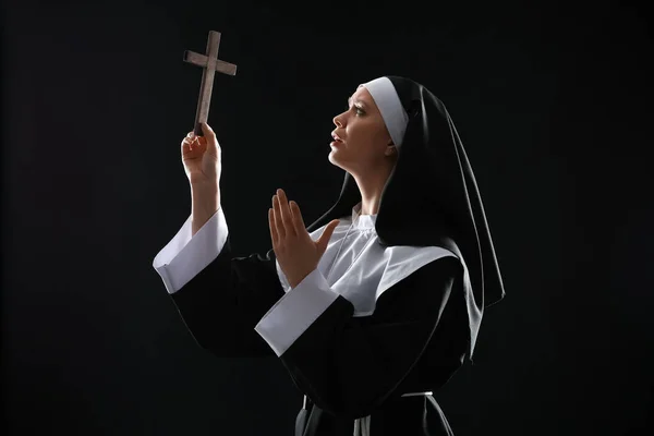 Young Nun Cross Dark Background — Stock Photo, Image