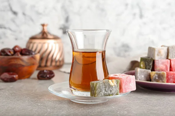 Glass Tasty Turkish Tea Delights Table — Stock Photo, Image