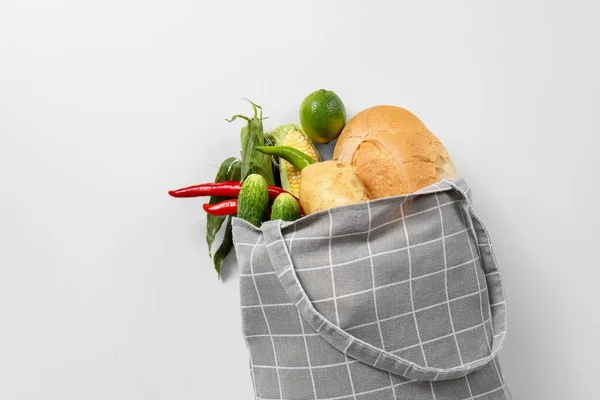 Eco Bag Different Vegetables Bread White Background — Stock Photo, Image