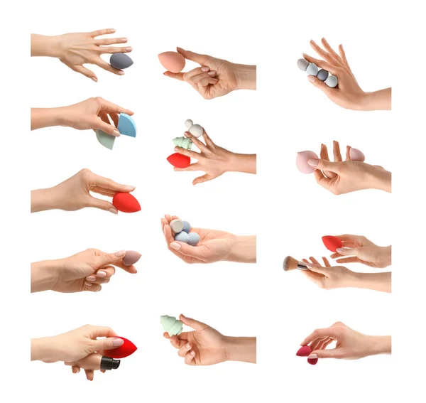 Mãos Femininas Com Esponjas Maquiagem Fundo Branco — Fotografia de Stock