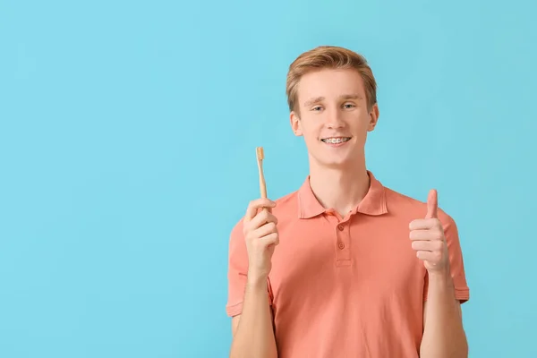 Handsome Man Dental Braces Toothbrush Color Background — Stock Photo, Image