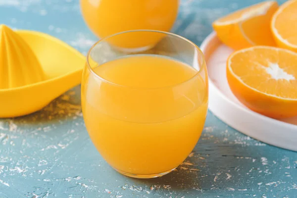 Glass Tasty Orange Juice Color Background — Stock Photo, Image