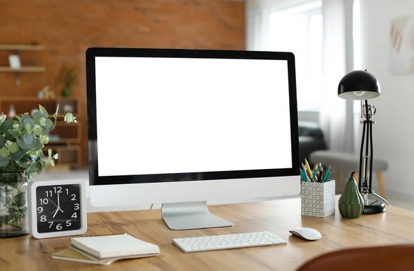 Local Trabalho Com Computador Moderno Quarto — Fotografia de Stock