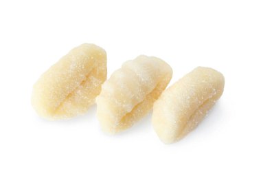 Beyaz arkaplanda ham gnocchi