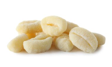 Beyaz arkaplanda ham gnocchi