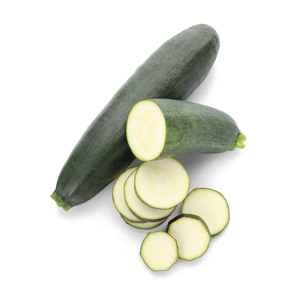 Frischer Zucchini Kürbis Und Scheiben Auf Weißem Hintergrund — Stockfoto