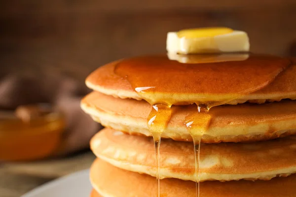 Tasty Pancakes Honey Butter Table Closeup — Stock Photo, Image