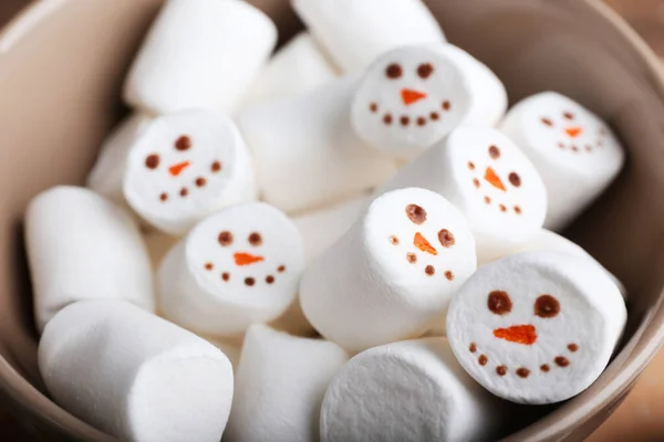 Bowl Snowmen Made Soft Marshmallows Closeup — Stock Photo, Image