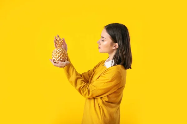 Beautiful Young Woman Decorative Pineapple Yellow Background — Stock Photo, Image