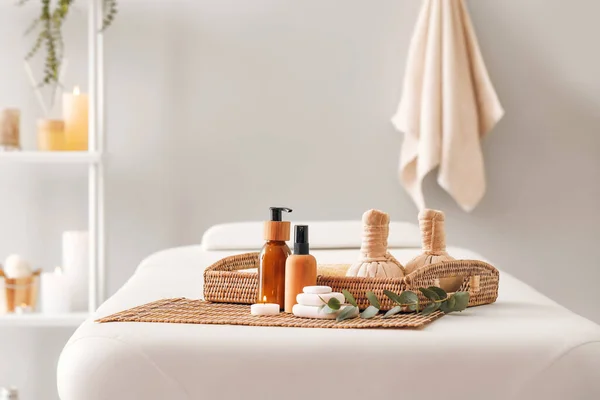 Spa Supplies Table Beauty Salon — Stock Photo, Image