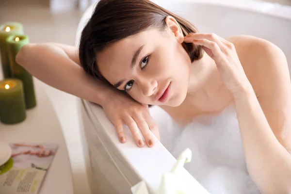 Young Woman Taking Relaxing Bath Home Closeup — Stock Photo, Image