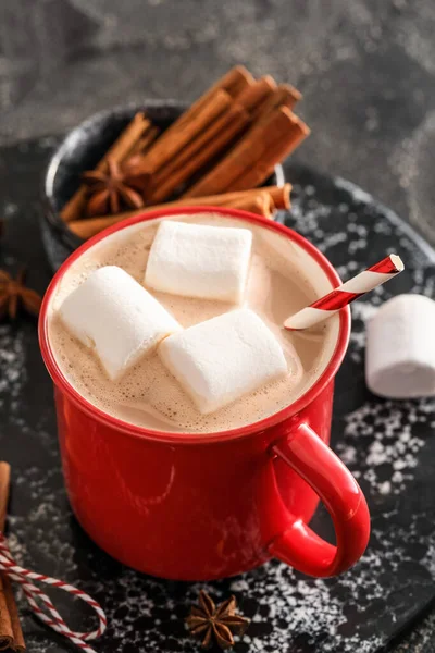 Board Cup Hot Cocoa Drink Spices Dark Background Closeup — Stock Photo, Image