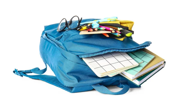 Sac Dos Scolaire Avec Papeterie Lunettes Sur Fond Blanc — Photo