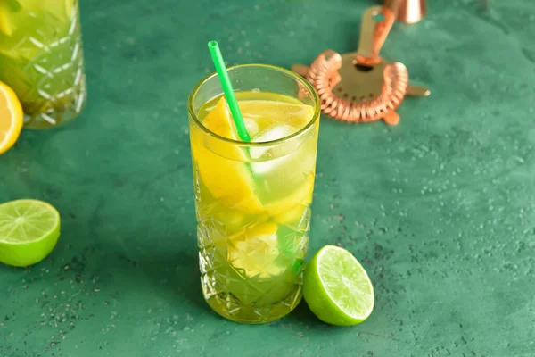 Glass Tasty Lemonade Color Background — Stock Photo, Image