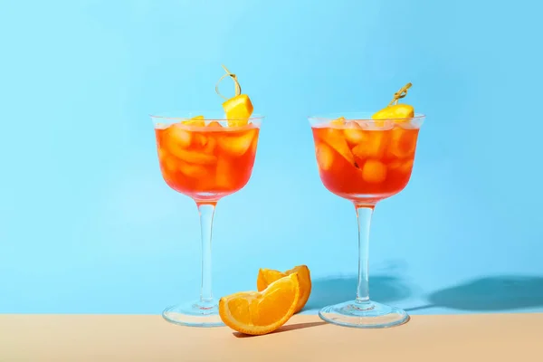 Bril Van Aperol Spritz Cocktail Kleur Achtergrond — Stockfoto