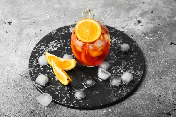 Glas Aperol Spritz Cocktail Grunge Achtergrond — Stockfoto
