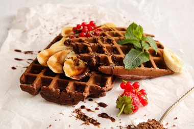 Lezzetli çikolatalı Belçika Waffle 'ları.