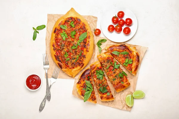 Tasty Turkish Pizza Fresh Vegetables White Background — Stock Photo, Image