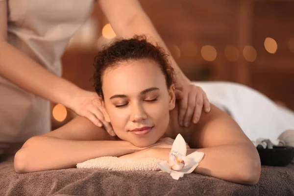 Beautiful Young African American Woman Getting Massage Spa Salon — Stock Photo, Image