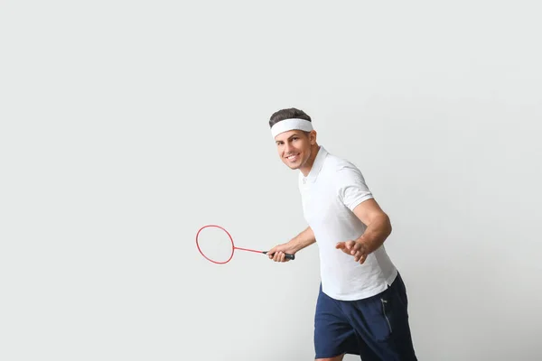 Sporty Male Badminton Player Light Background — Stock Photo, Image